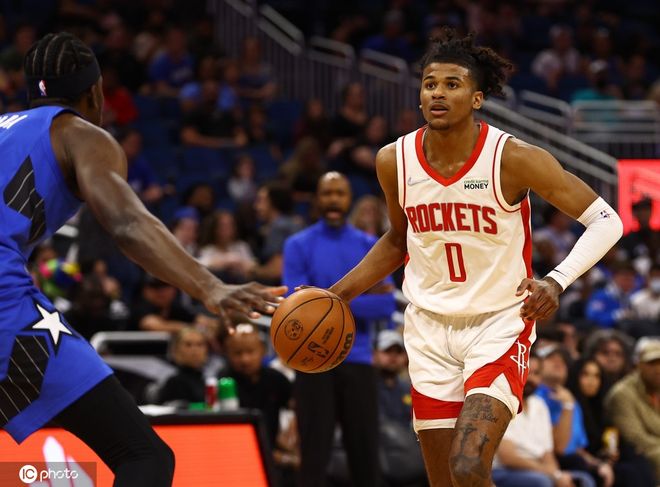 次向西甲冠 次向西甲冠