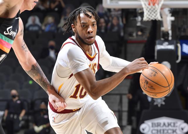 守的战术体 守的战术体