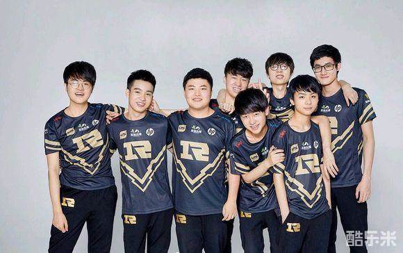 模范情侣 模范情侣